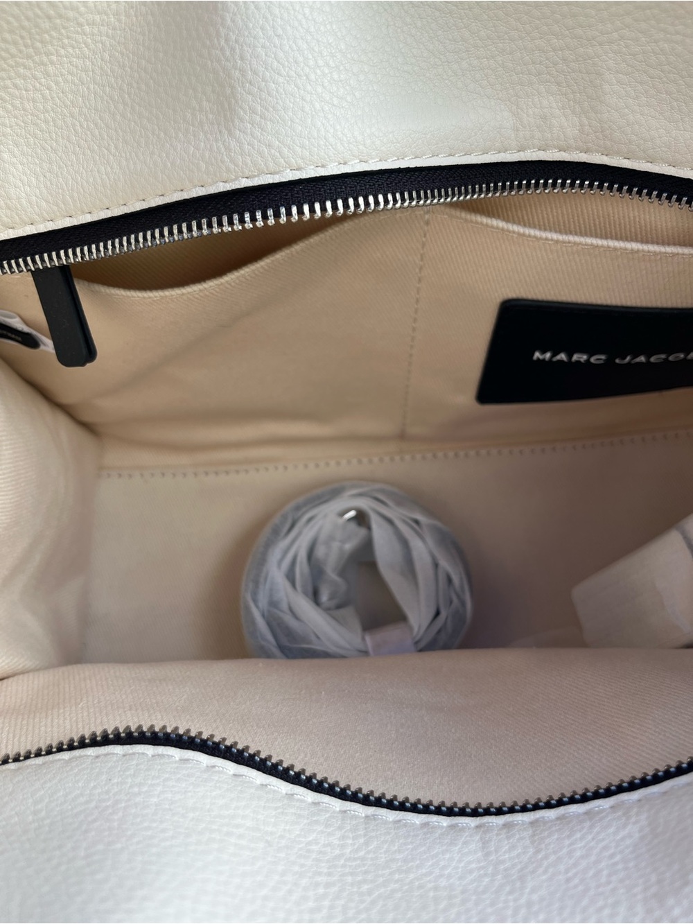 Marc Jacobs Cream and Black Colorblocked Tote - Picture 3 of 3